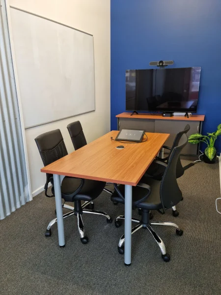 suite 12